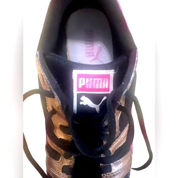 Puma limited edition Pink and Gold  Sneakers with Color Blocking Design - Picture 4 of 9